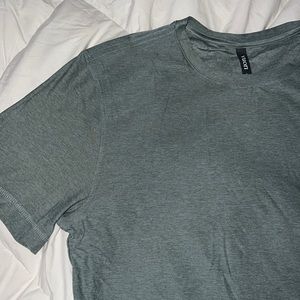 Men’s Strato Tech T-Shirt by Vuori